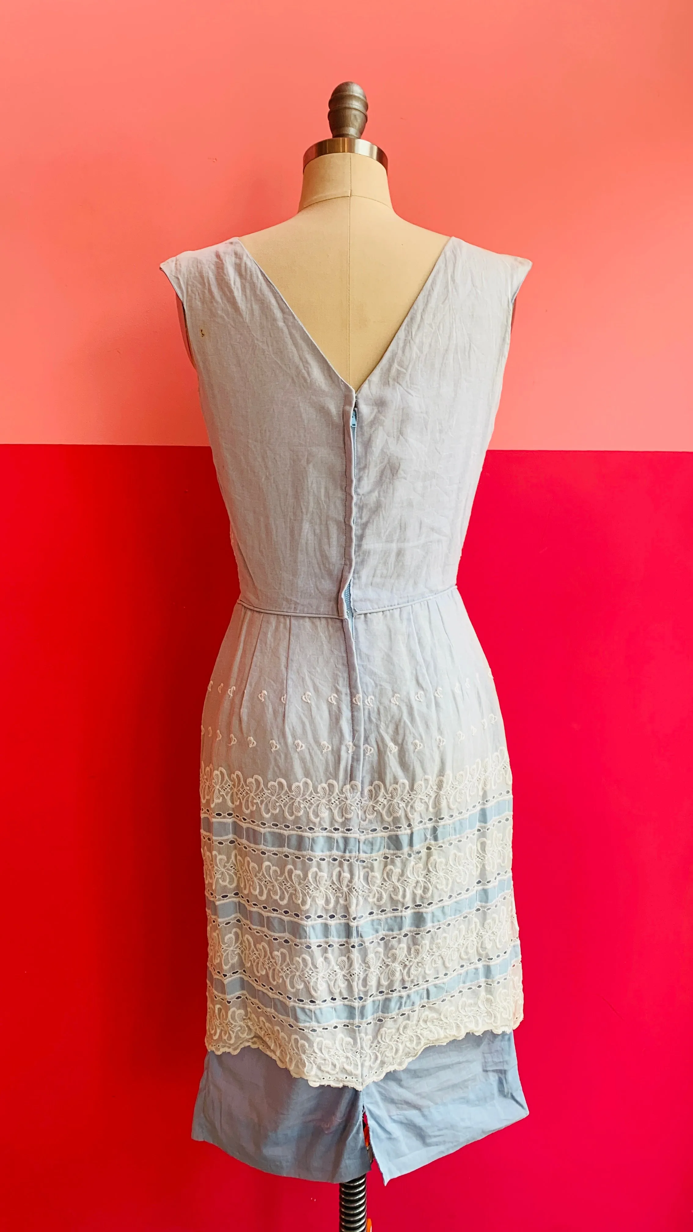 1950s Blue Lace Wiggle Dress, sz. S