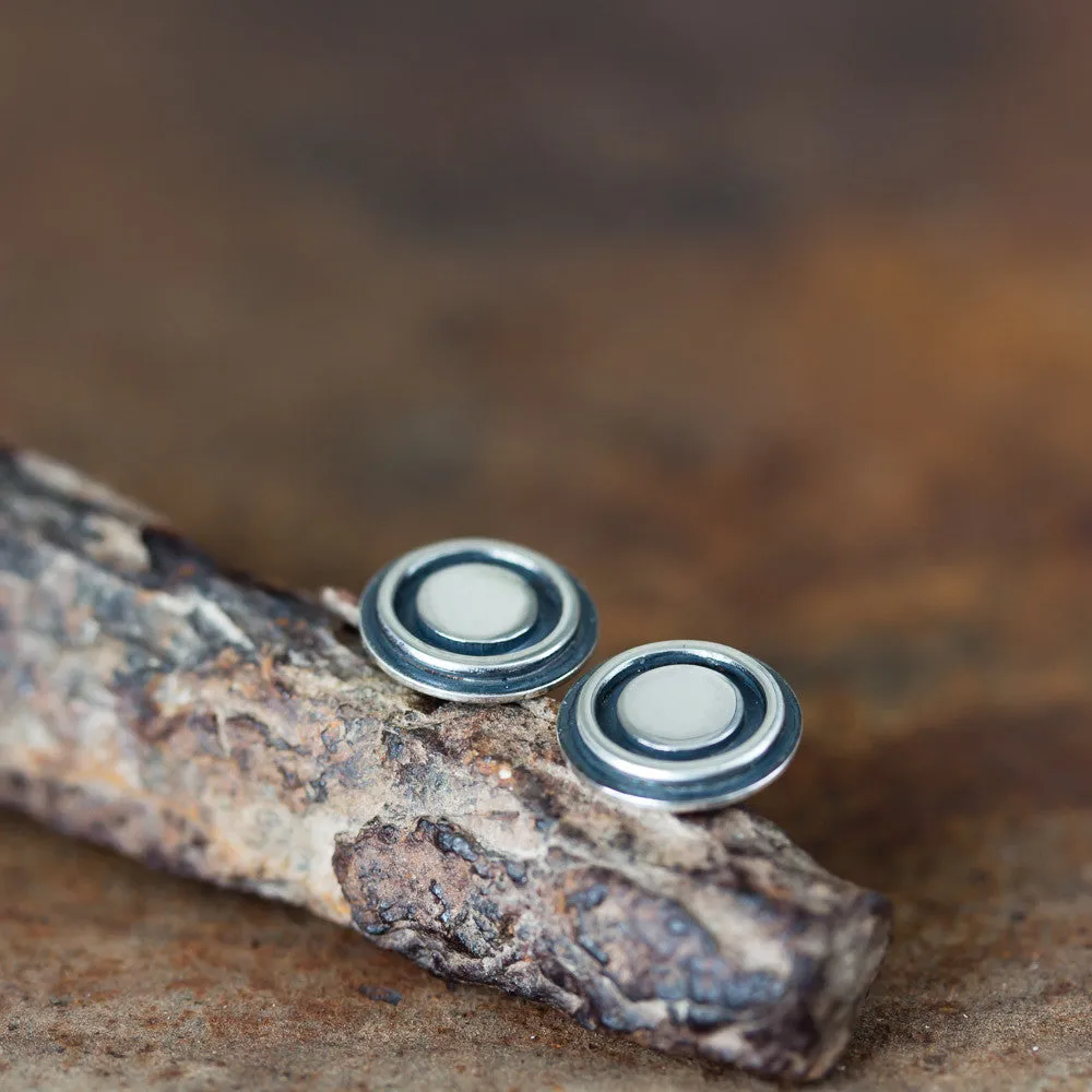 9.5mm Silver Bullseye Stud Earrings, Unisex