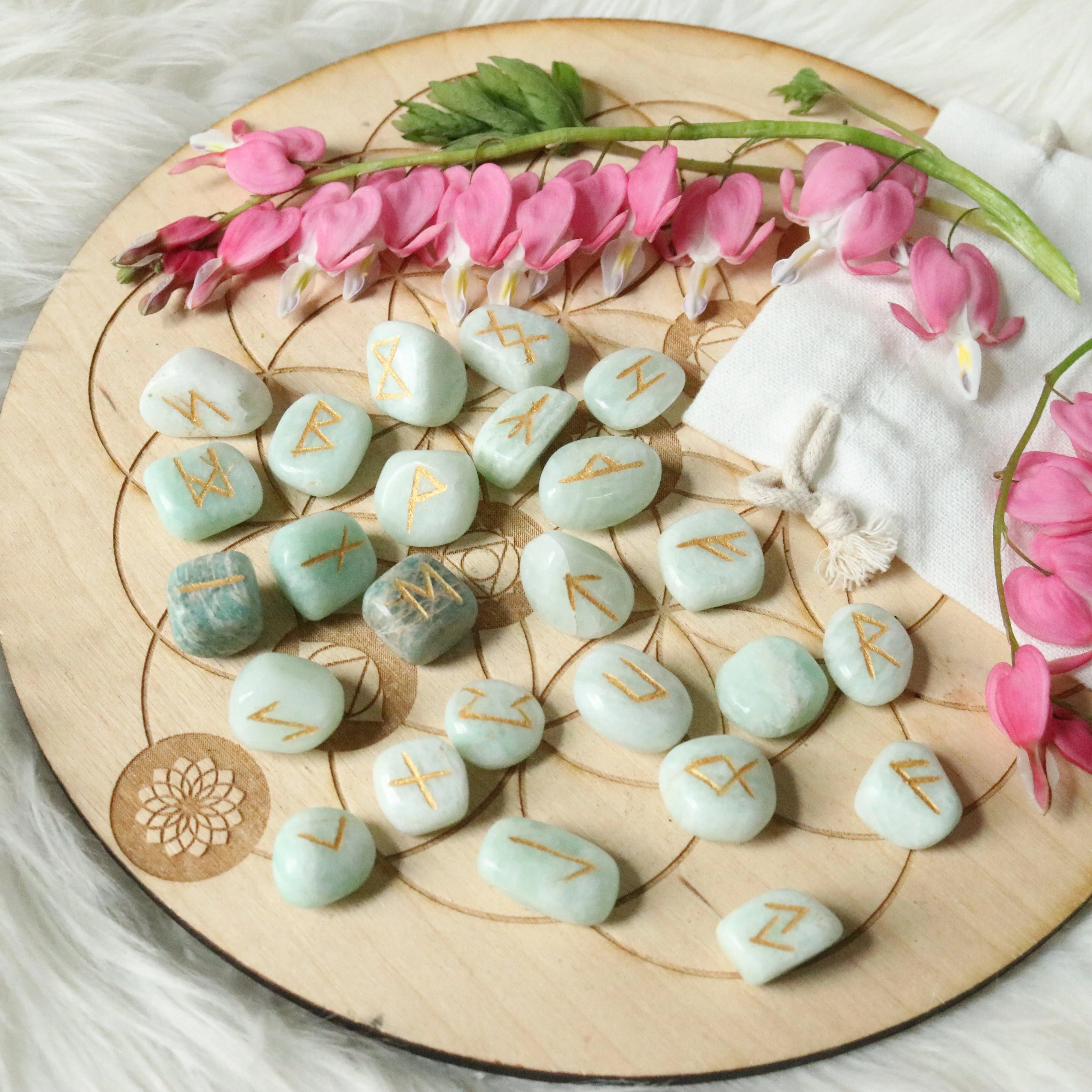 Amazonite Rune Set