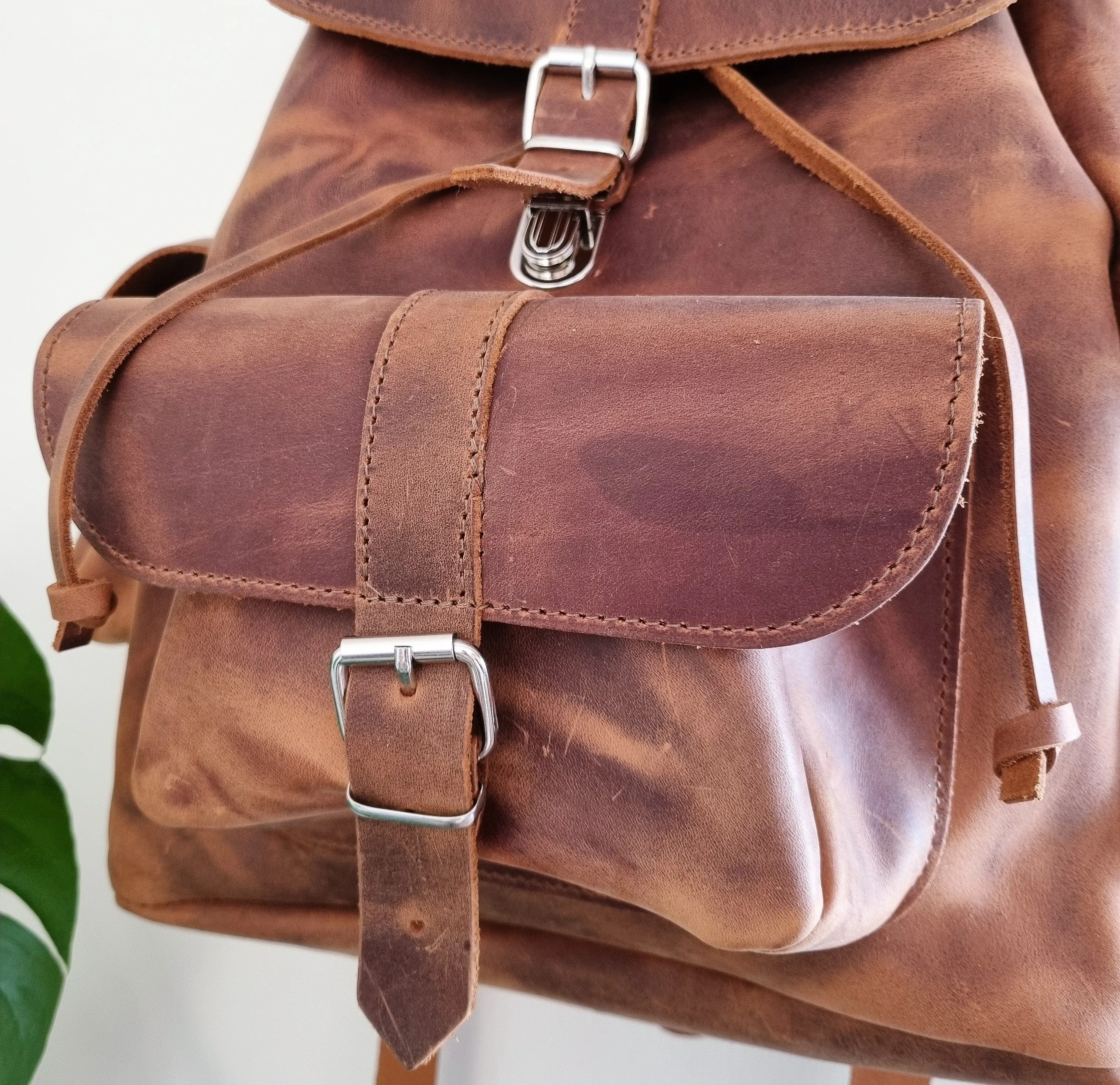 Back-bag in brown leather