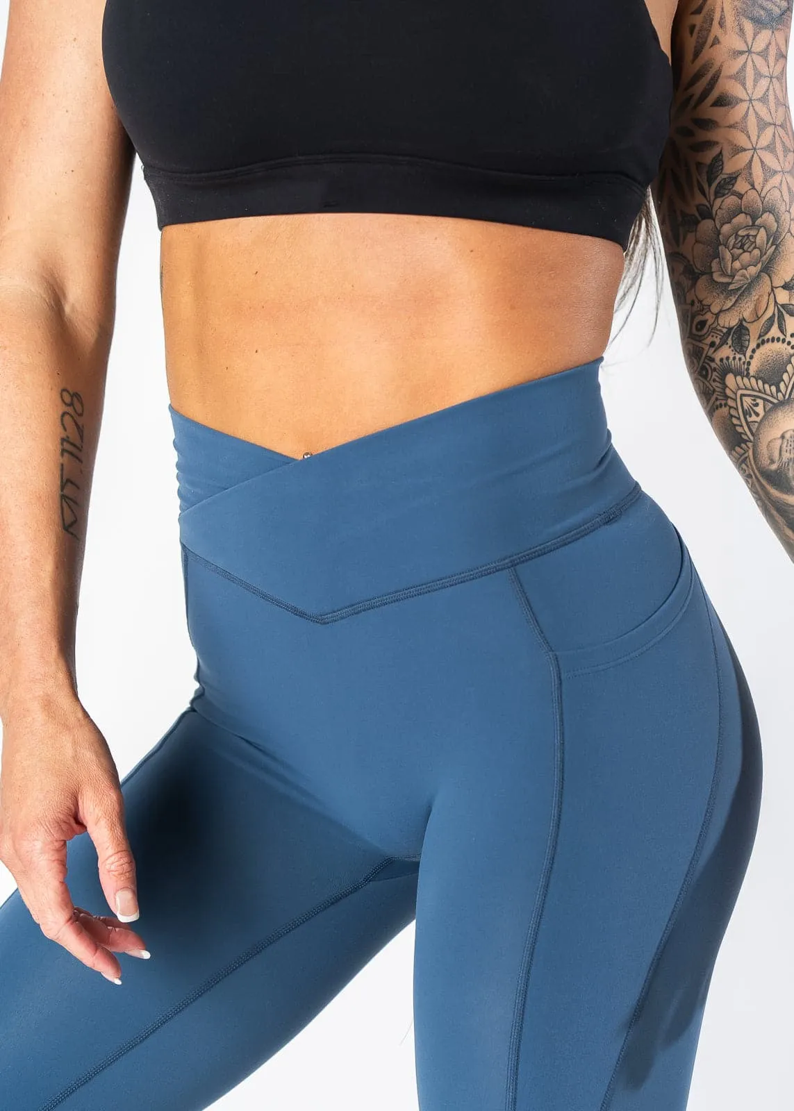 Booty Scrunch Leggings With Pockets | Blue