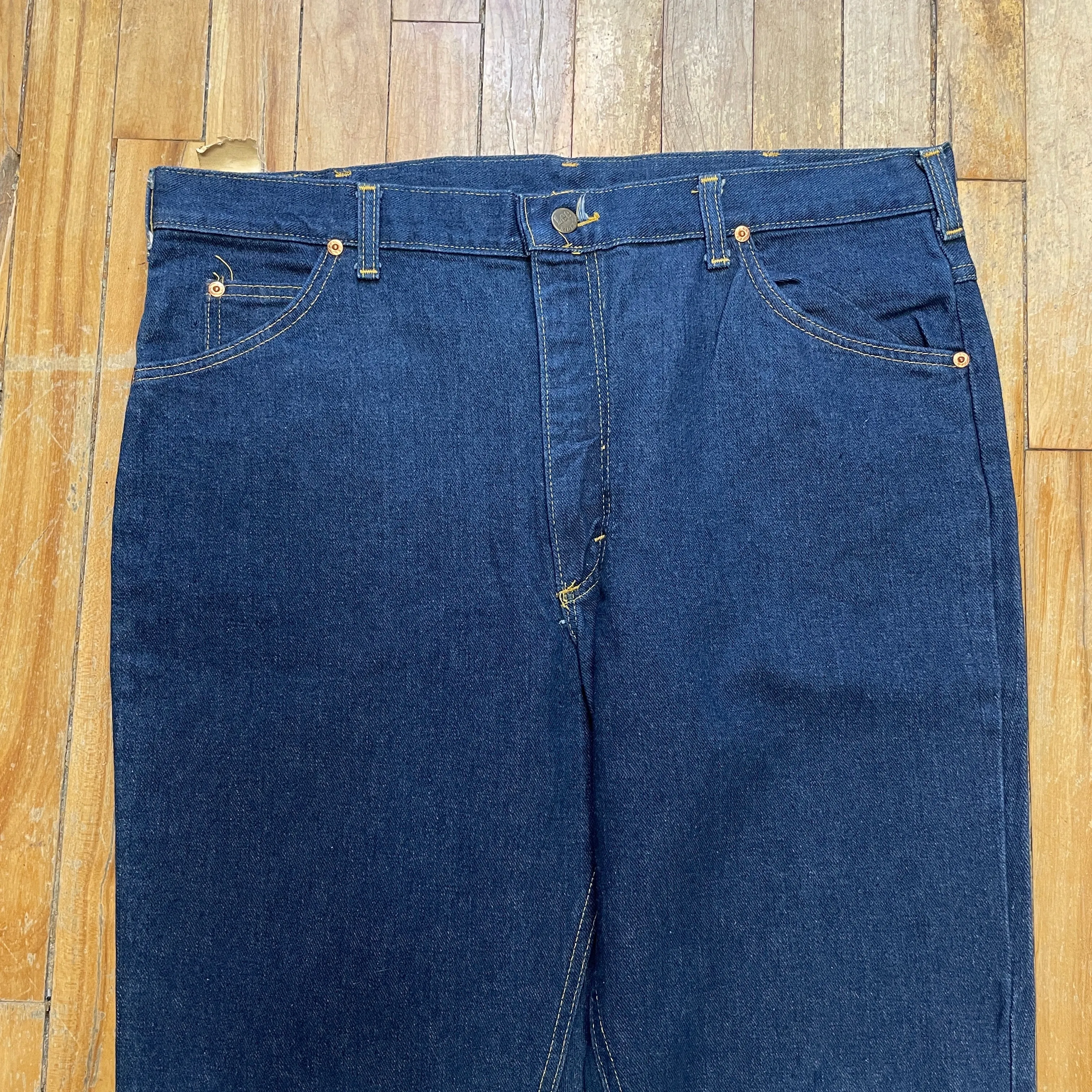 Deadstock Vintage Lee Deep Wash Jeans Union Made in Canada 40" Waist