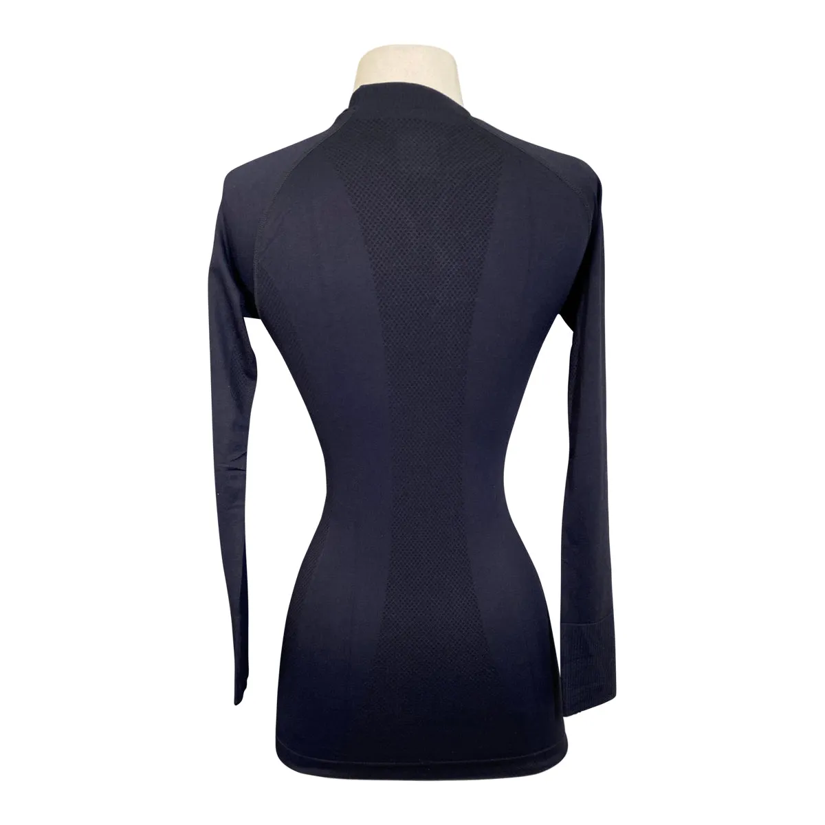 FitEq Long Sleeve Seamless Schooling Top in Midnight - Medium