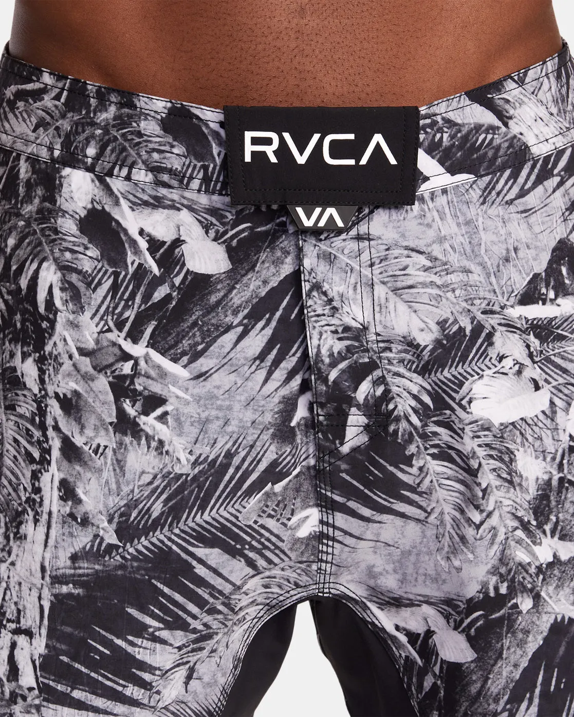 Hawaii Fight Scrapper 17 Shorts - Va Real Camo