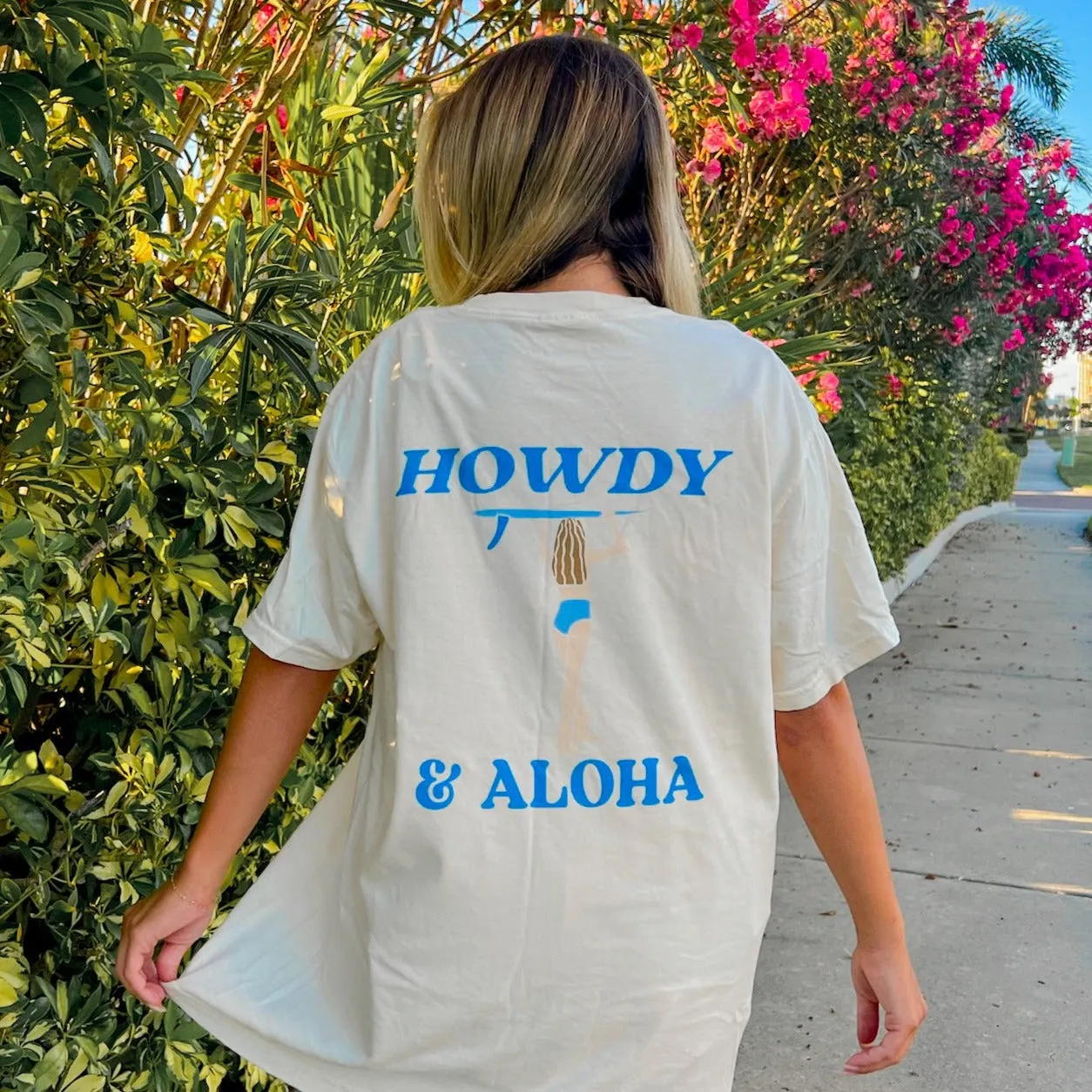 HOWDY & ALOHA