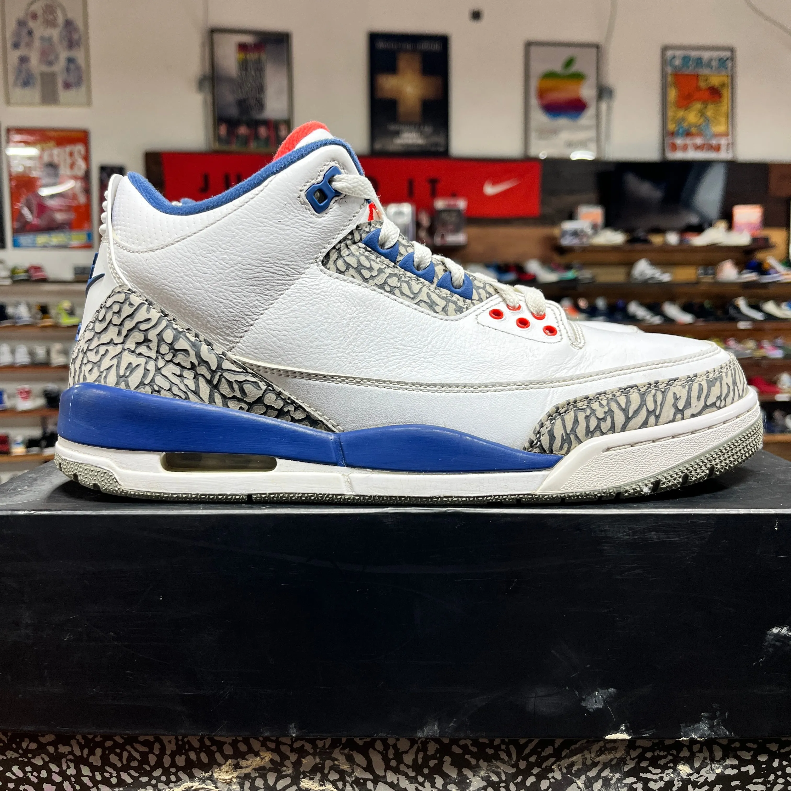 Jordan 3 'True Blue' Size 11