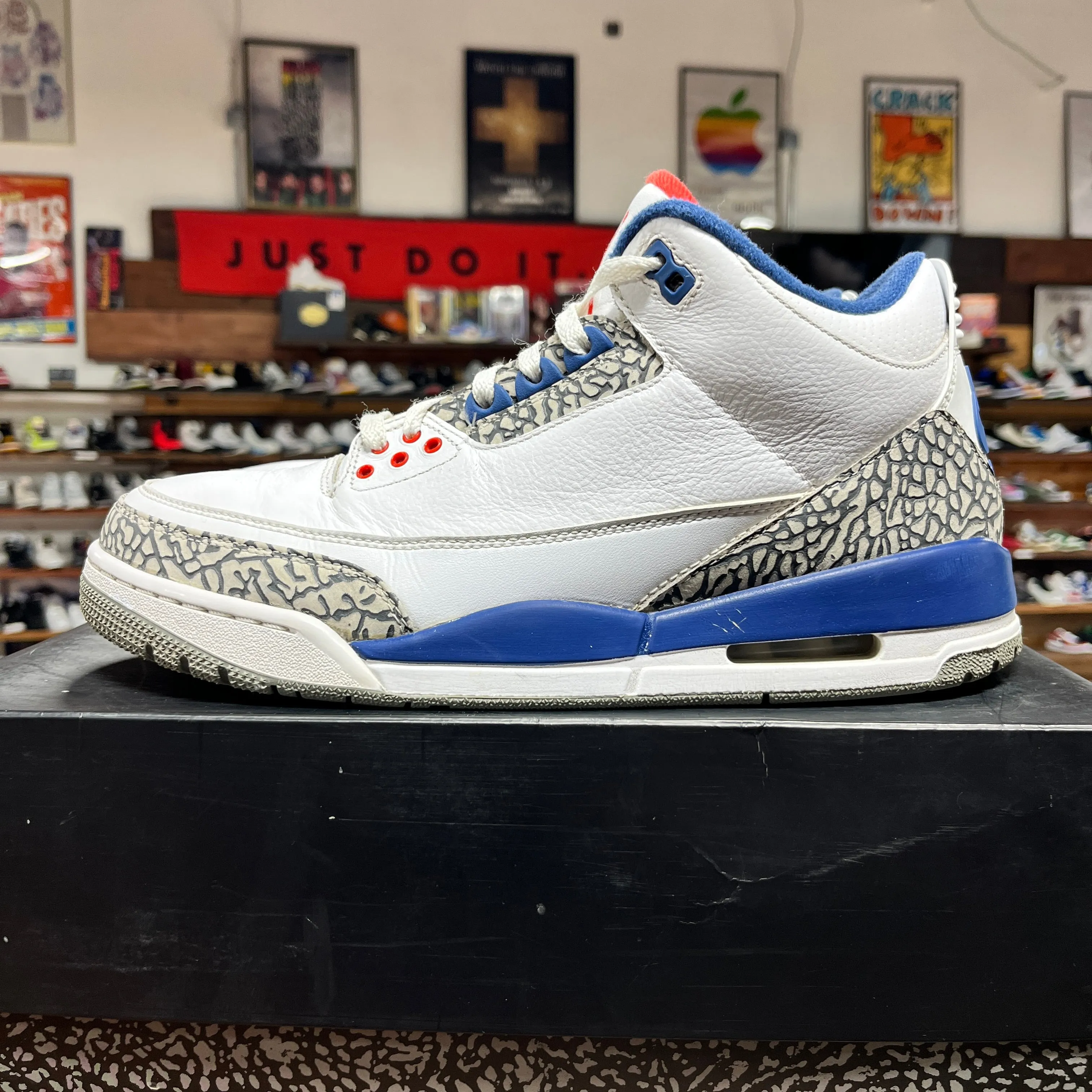 Jordan 3 'True Blue' Size 11