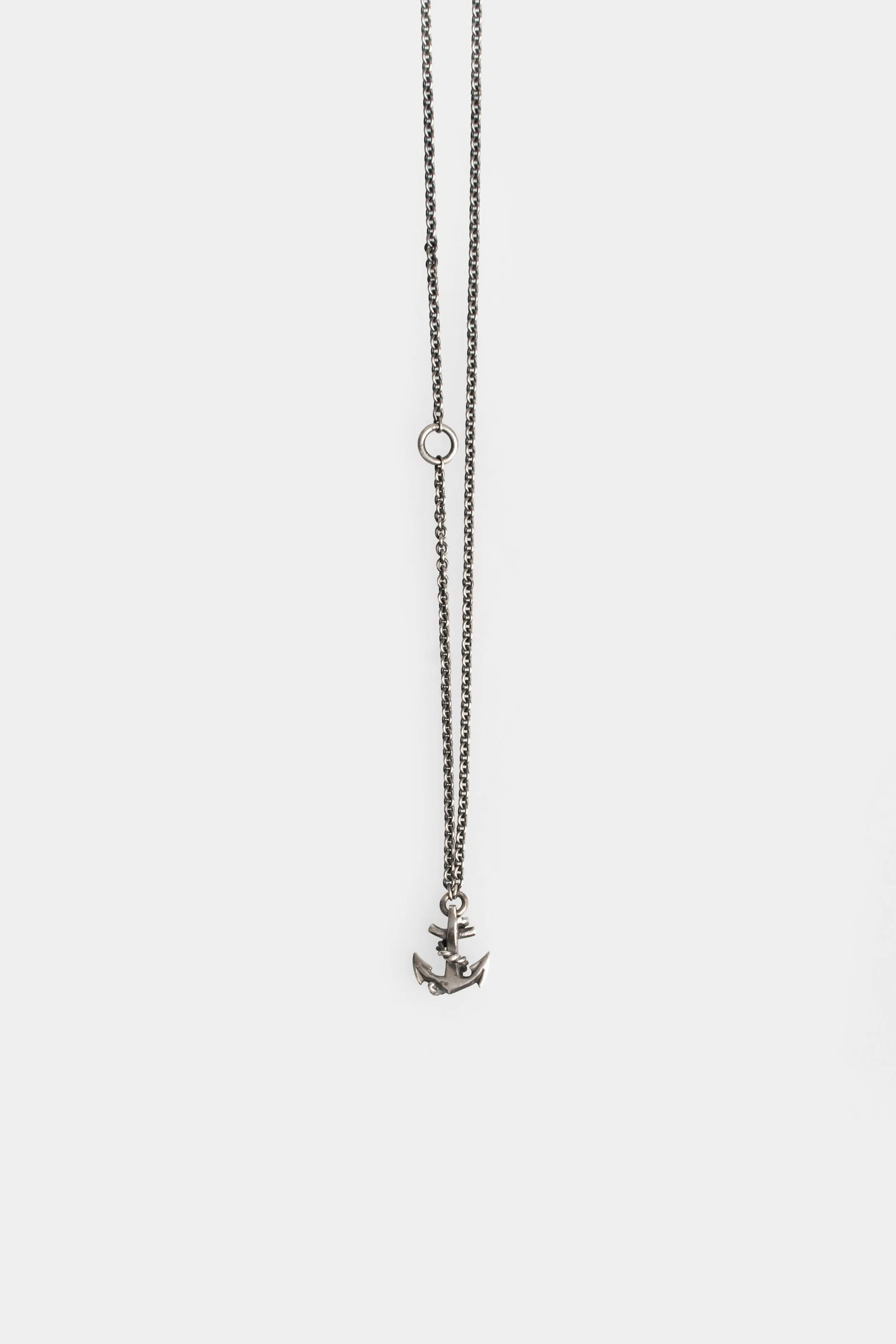 Mini anchor pendant necklace