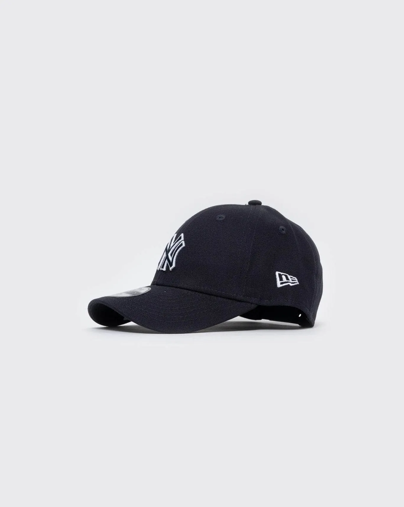 New era youth 940 yankees outline