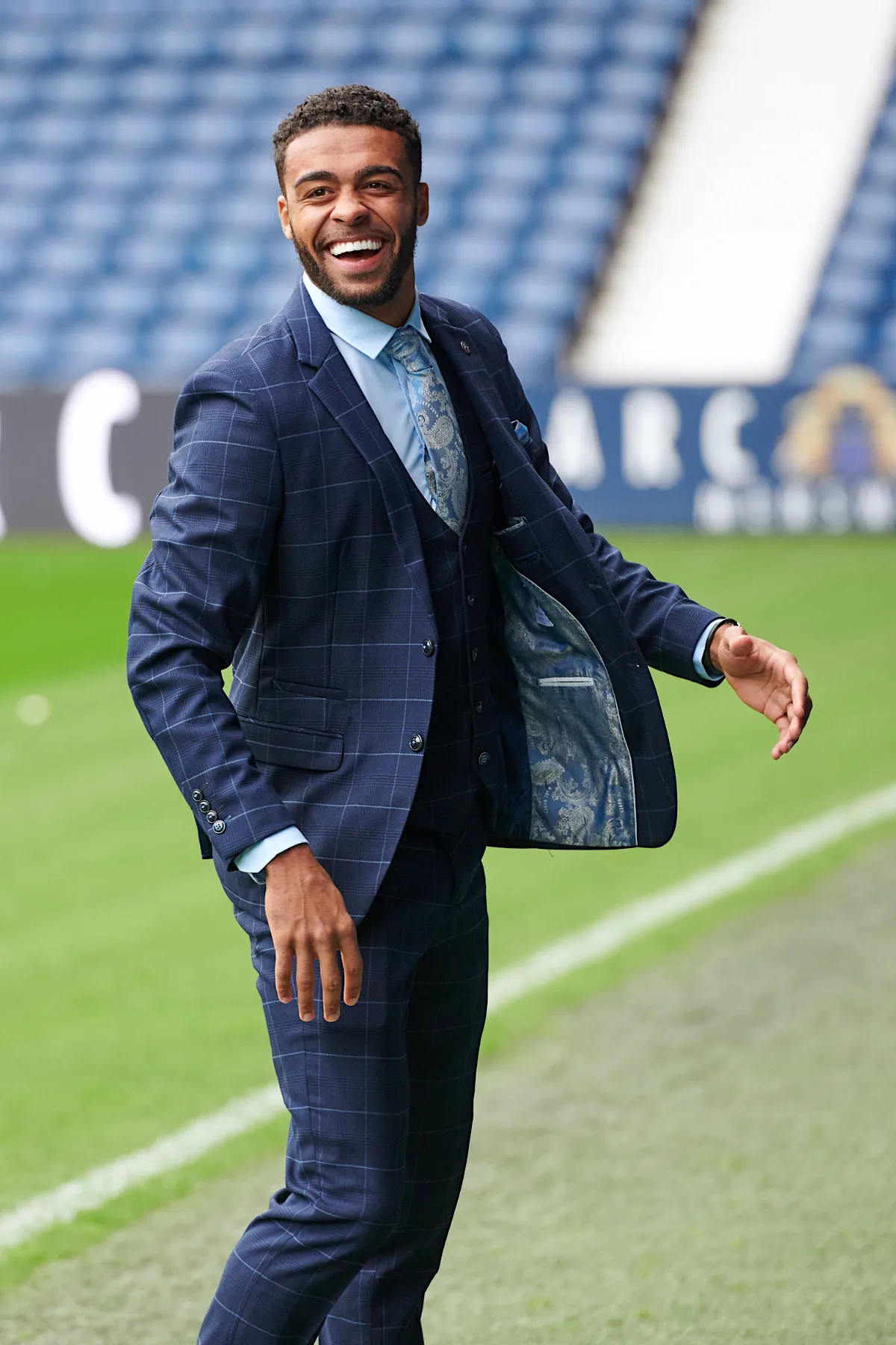 The WBA Collection - Edinson Navy & Sky Check Suit