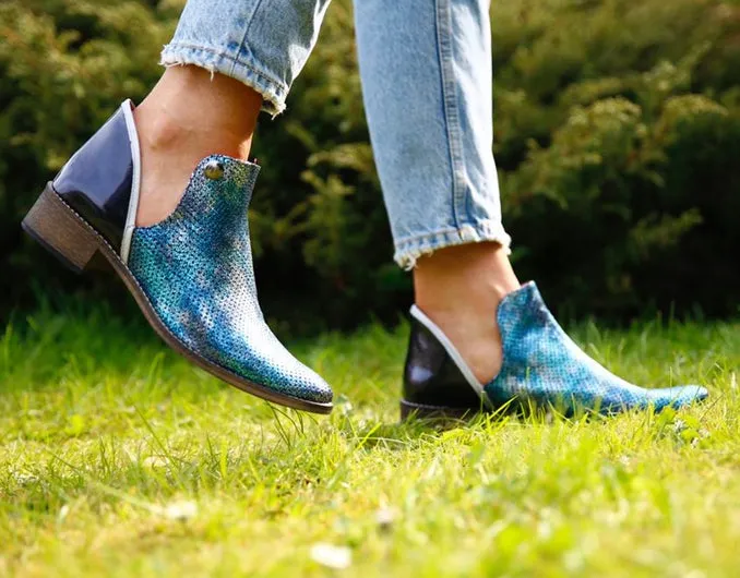 Zippette - Aqua blue ankle boot